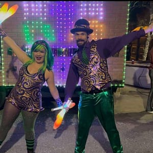 Mardi Gras Parade, Juggling Show, LED Juggling, Pass Jugglers, Nightlife