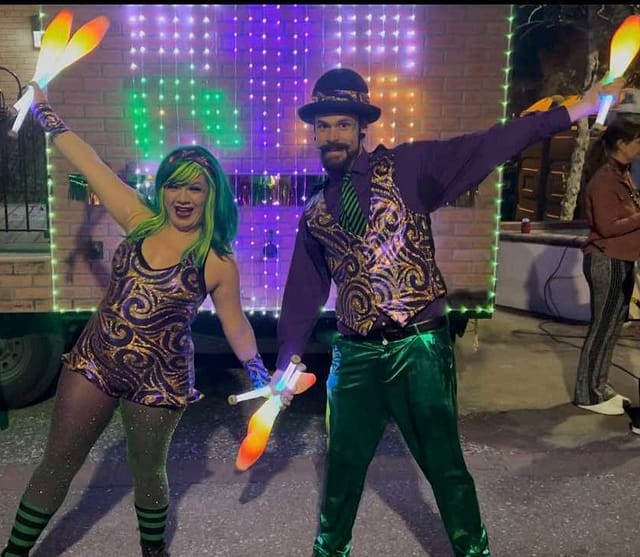 Mardi Gras Parade, Juggling Show, LED Juggling, Pass Jugglers, Nightlife