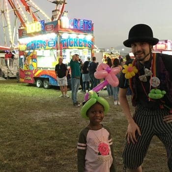 flower hat ferris wheel
